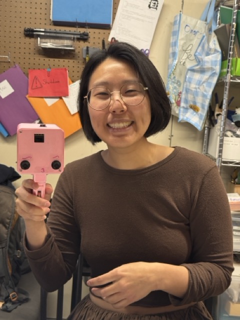gadget-celine-faceimg_5578-medium.jpeg